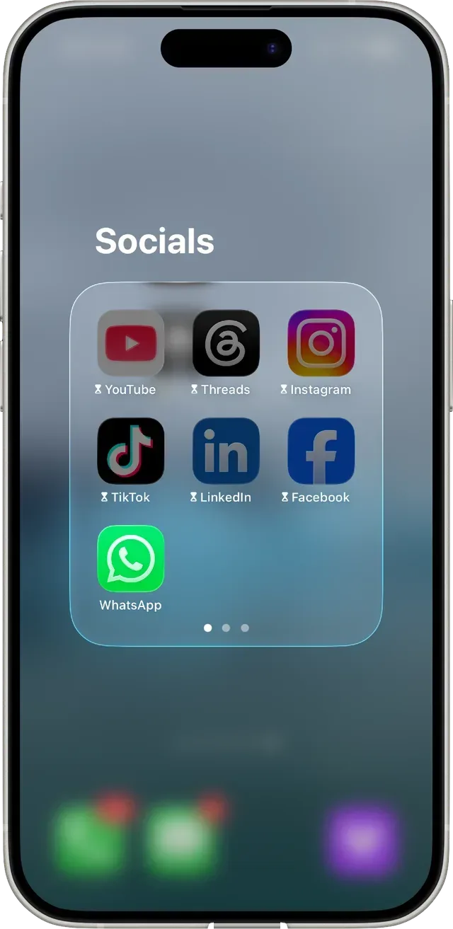 Paused apps on the home screen, marked with an hourglass